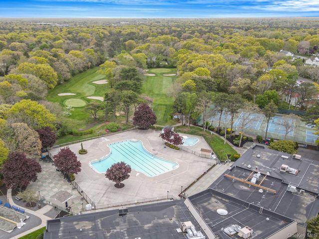 144 Golf Lane, Medford, NY 11763