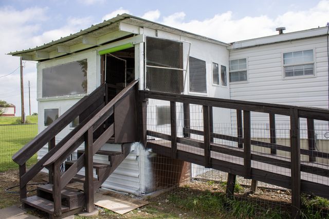 226 Happy Trail Court, Rhome, TX 76078