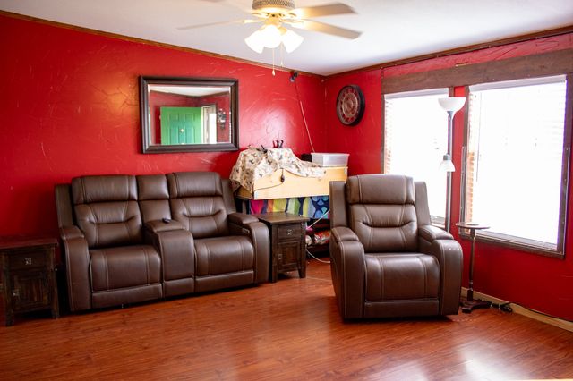 226 Happy Trail Court, Rhome, TX 76078