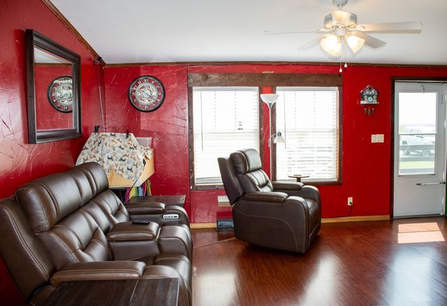 226 Happy Trail Court, Rhome, TX 76078