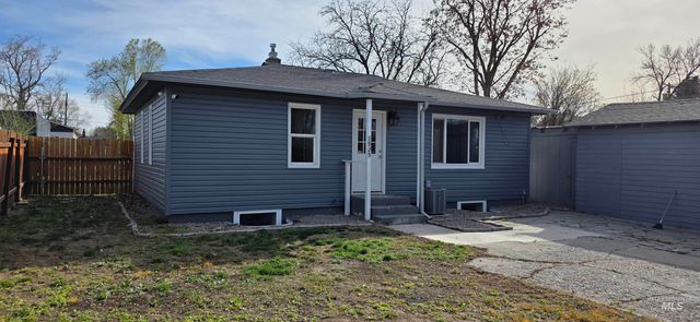 1925 Poplar Ave., Twin Falls, ID 83301