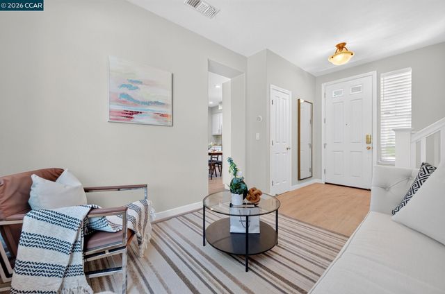 1311 Tapestry Ln, Concord, CA 94520