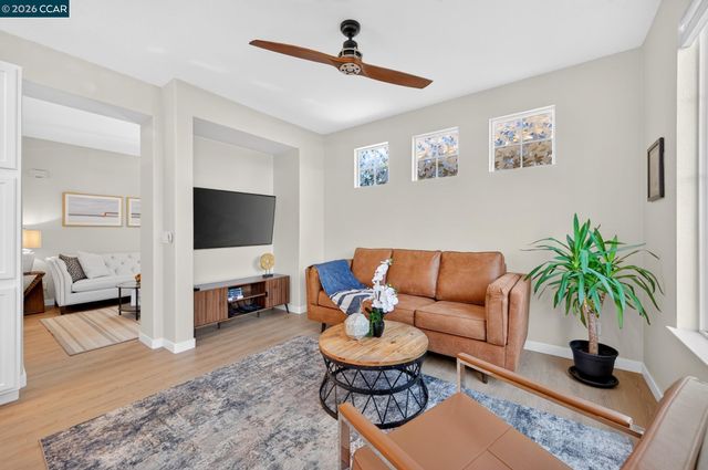 1311 Tapestry Ln, Concord, CA 94520