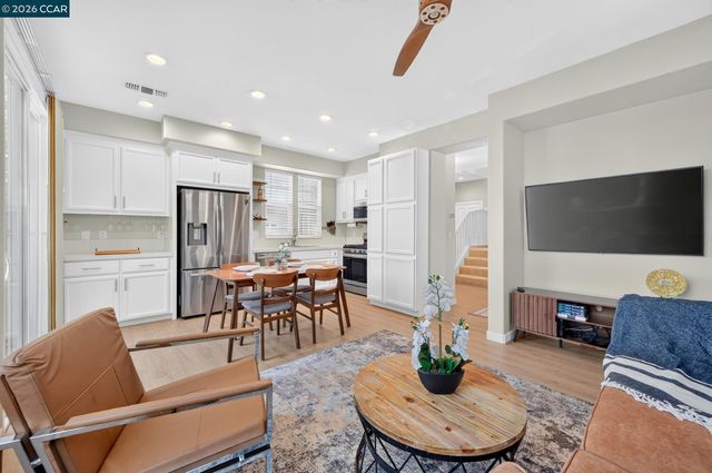 1311 Tapestry Ln, Concord, CA 94520