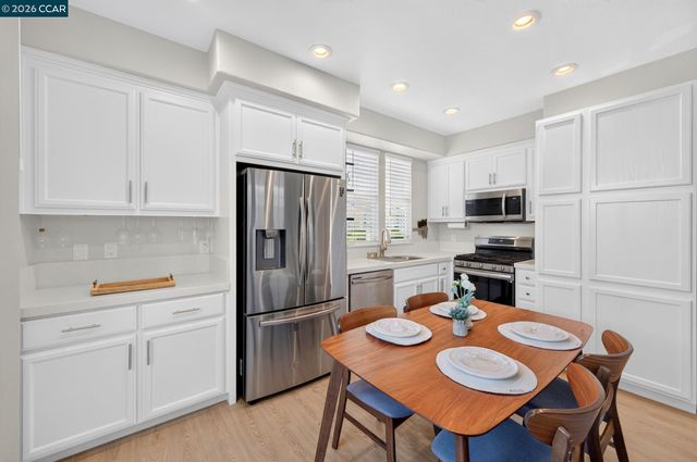 1311 Tapestry Ln, Concord, CA 94520