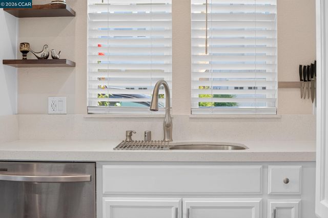 1311 Tapestry Ln, Concord, CA 94520