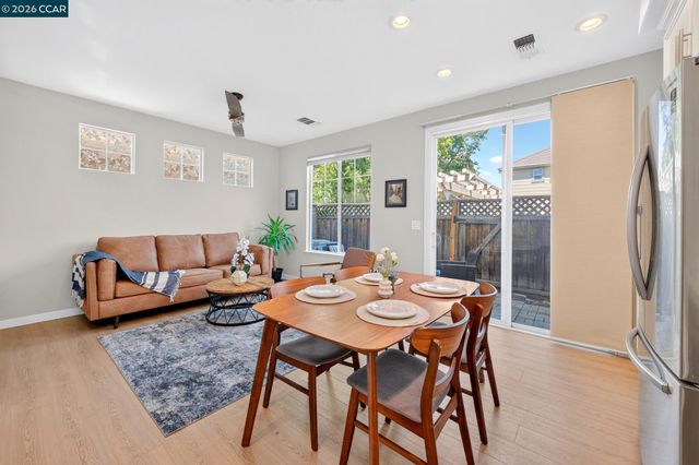 1311 Tapestry Ln, Concord, CA 94520