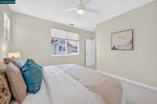 1311 Tapestry Ln, Concord, CA 94520