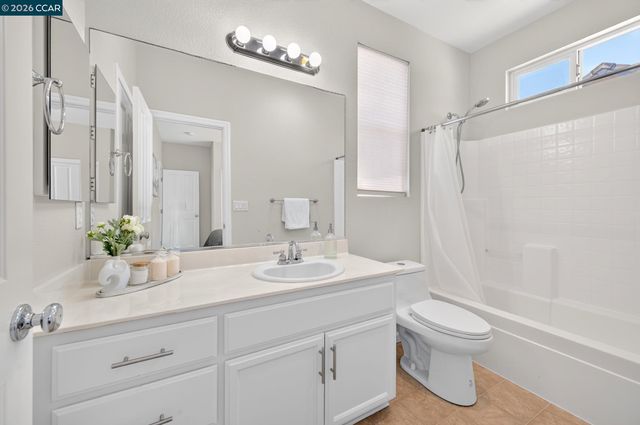 1311 Tapestry Ln, Concord, CA 94520