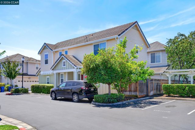 1311 Tapestry Ln, Concord, CA 94520