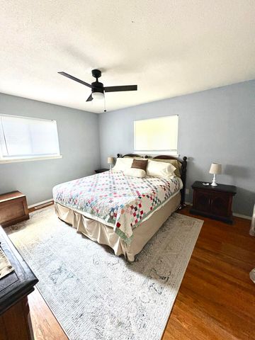 602 E Edgewood Street, Springfield, MO 65807