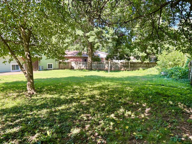 602 E Edgewood Street, Springfield, MO 65807