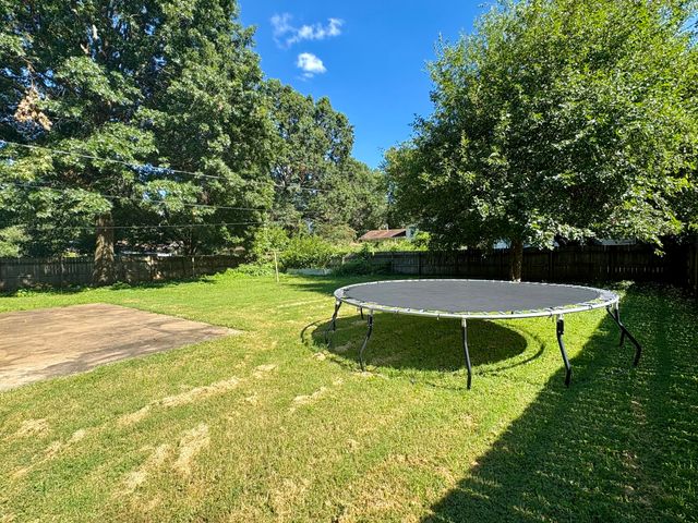 602 E Edgewood Street, Springfield, MO 65807