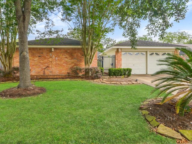 614 Tramwood Drive, Missouri City, TX 77489