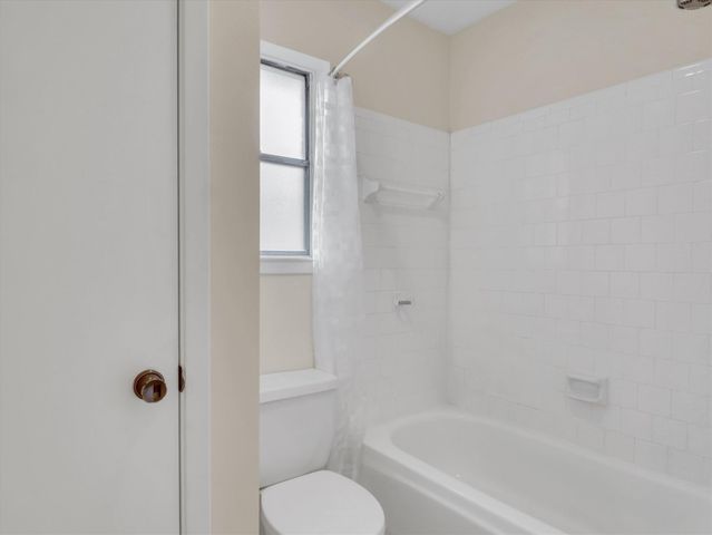 614 Tramwood Drive, Missouri City, TX 77489