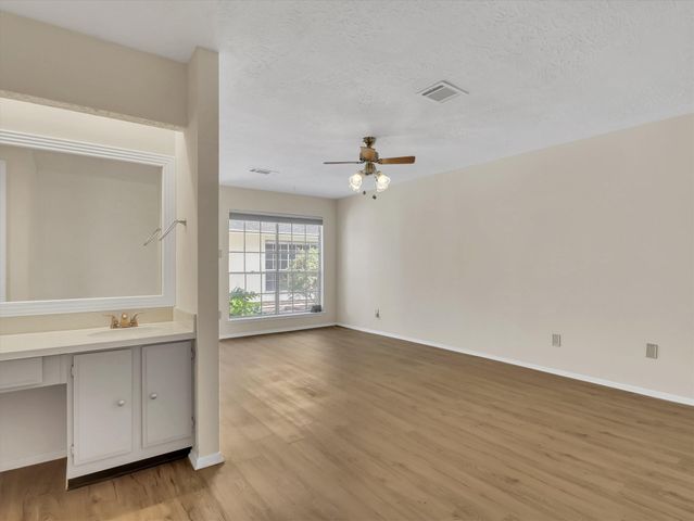 614 Tramwood Drive, Missouri City, TX 77489