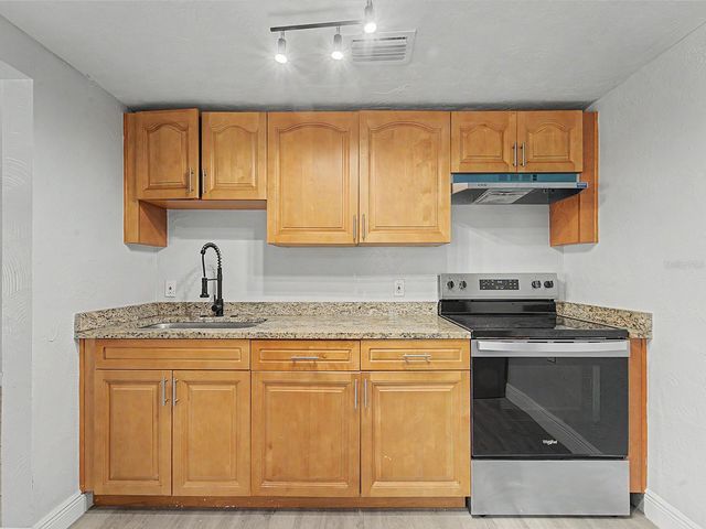 9307 N 16TH STREET, Tampa, FL 33612