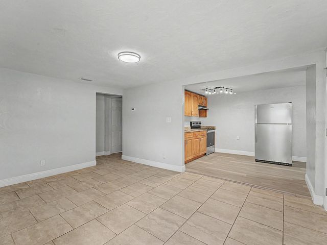 9307 N 16TH STREET, Tampa, FL 33612