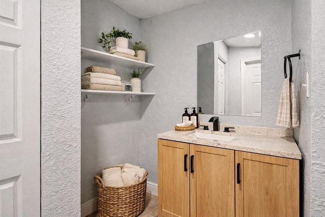 9307 N 16TH STREET, Tampa, FL 33612