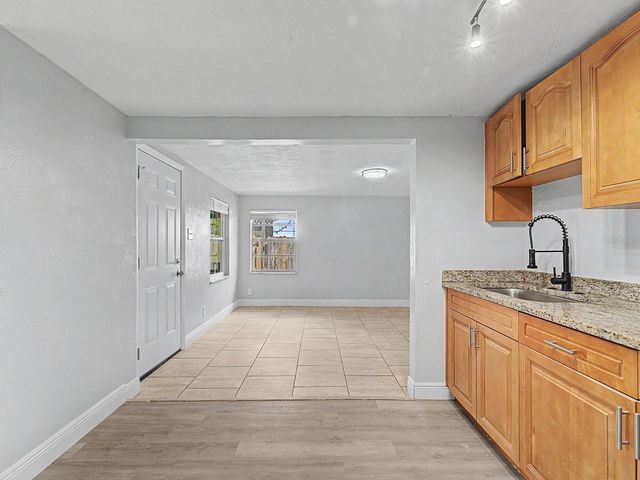 9307 N 16TH STREET, Tampa, FL 33612