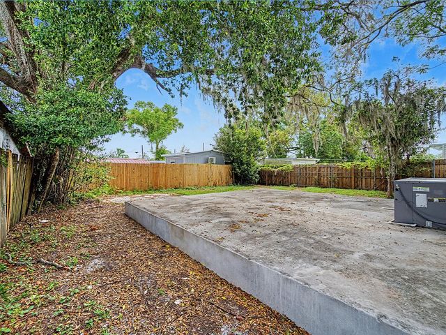 9307 N 16TH STREET, Tampa, FL 33612