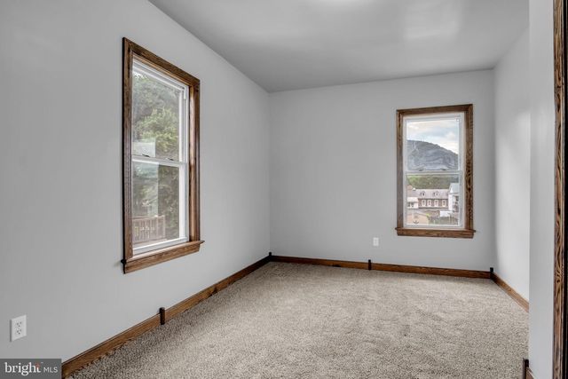 104 N HIGH ST, Duncannon, PA 17020
