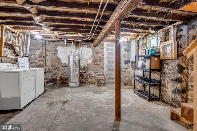 104 N HIGH ST, Duncannon, PA 17020