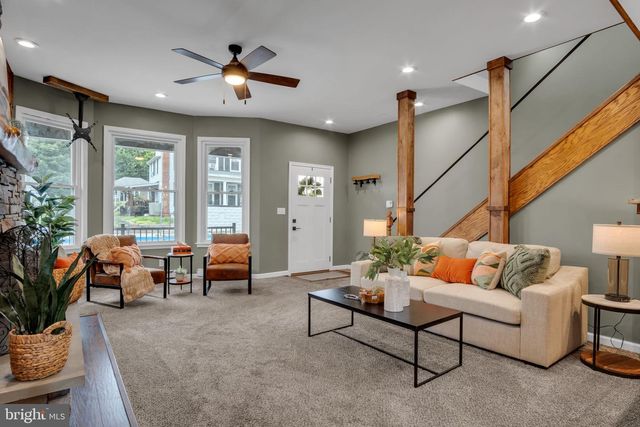 104 N HIGH ST, Duncannon, PA 17020