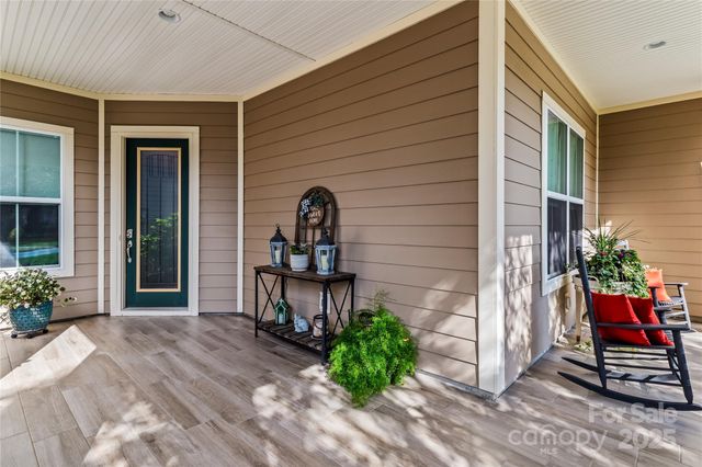 112 Chimney Rock Court, Denver, NC 28037