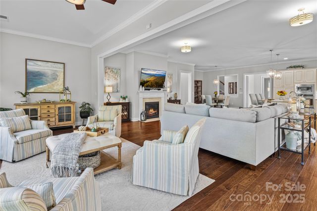 112 Chimney Rock Court, Denver, NC 28037