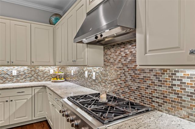 112 Chimney Rock Court, Denver, NC 28037