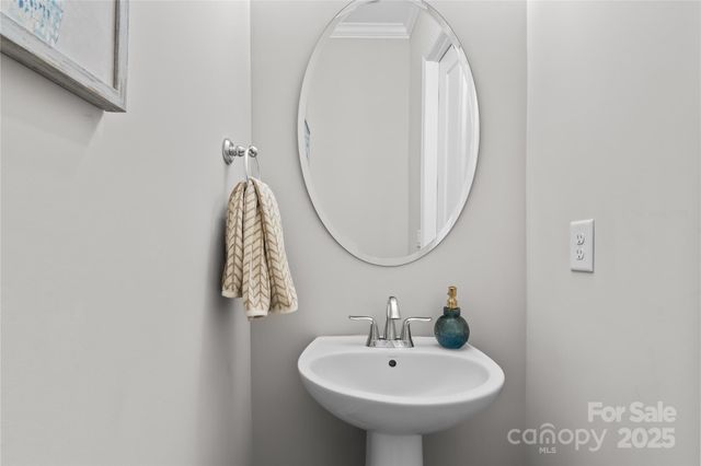 112 Chimney Rock Court, Denver, NC 28037