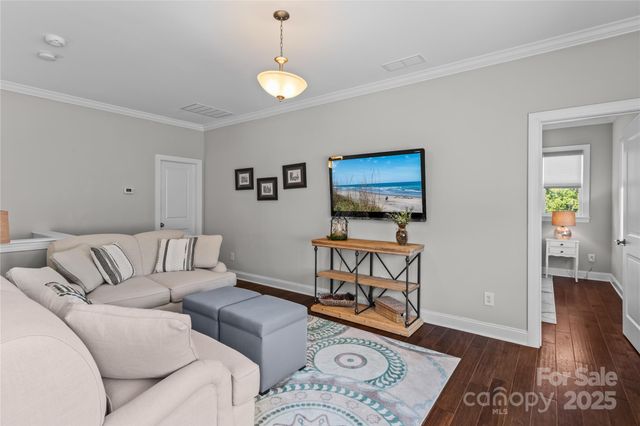 112 Chimney Rock Court, Denver, NC 28037