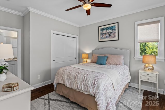 112 Chimney Rock Court, Denver, NC 28037