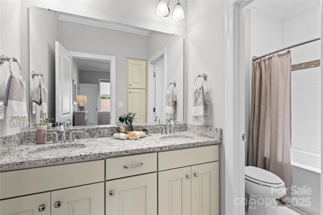 112 Chimney Rock Court, Denver, NC 28037