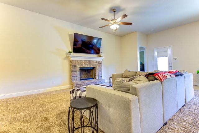 2120 136th Street, Lubbock, TX 79423