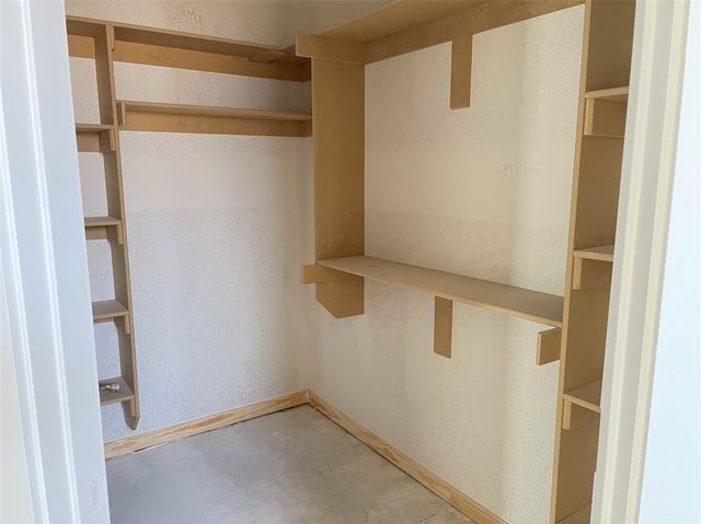 2305 N Presley Street, Siloam Springs, AR 72761