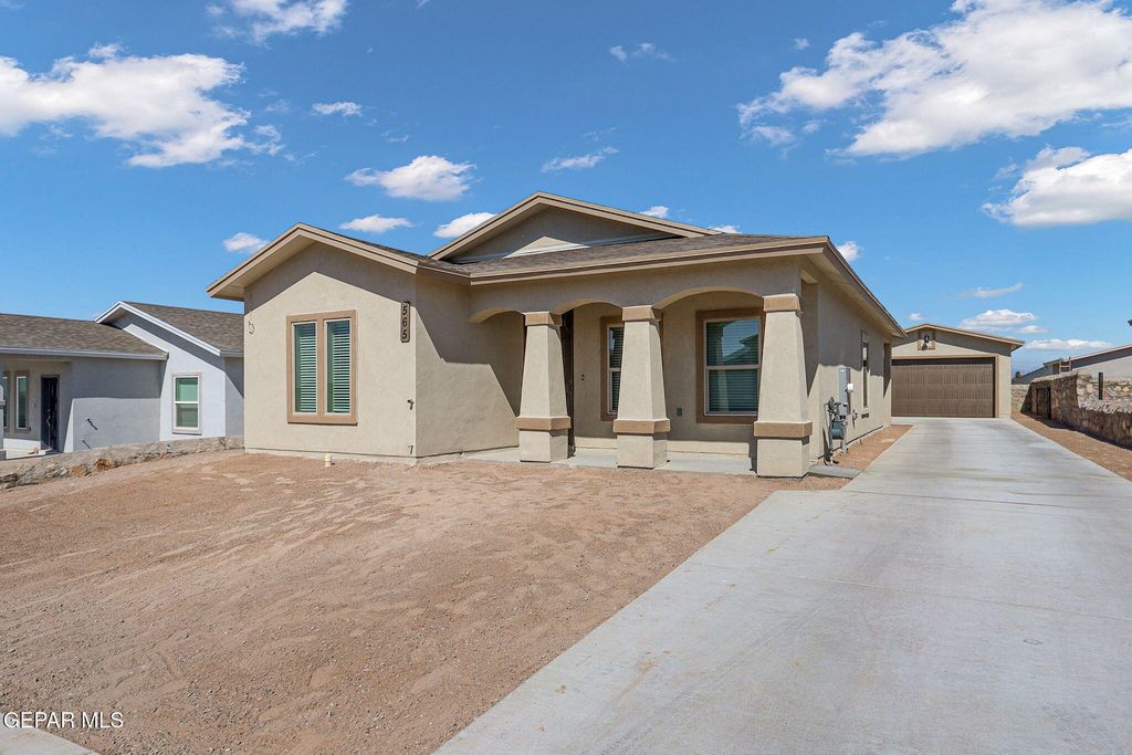 441 Miguel Payan Court, Vinton, TX 79821