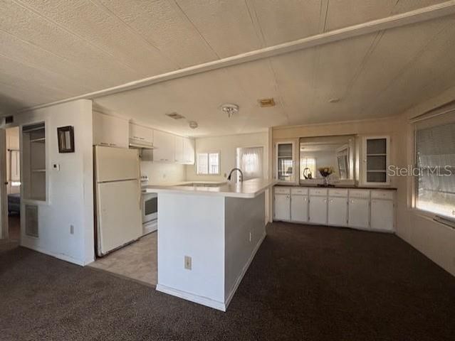 6624 DURIAN TRAIL, New Port Richey, FL 34653