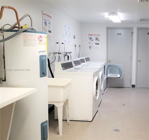 901 Hillcrest Dr 311, Hollywood, FL 33021