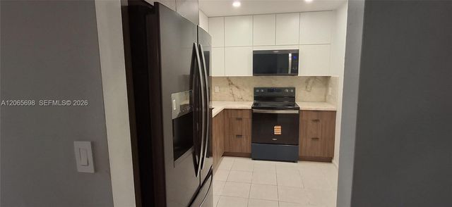 901 Hillcrest Dr 311, Hollywood, FL 33021