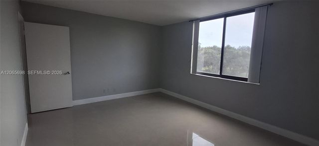 901 Hillcrest Dr 311, Hollywood, FL 33021