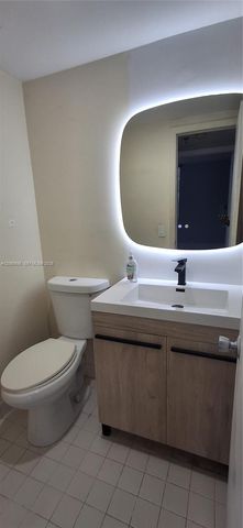 901 Hillcrest Dr 311, Hollywood, FL 33021