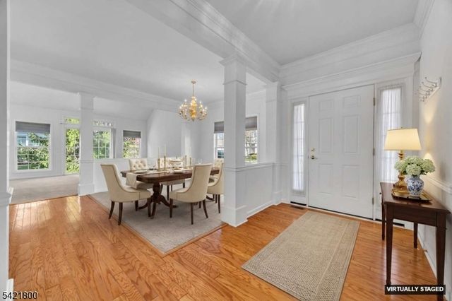 180 Stone Manor Dr, Franklin Twp., NJ 08873