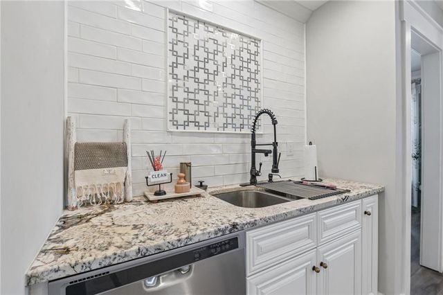 2382 Battle Forest Drive SW, Marietta, GA 30064