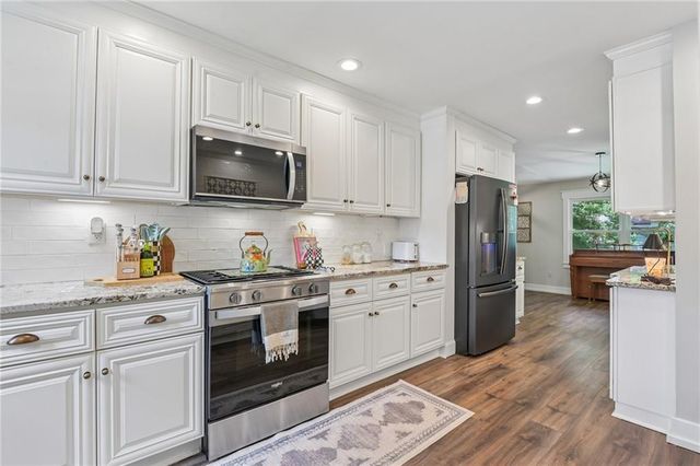 2382 Battle Forest Drive SW, Marietta, GA 30064