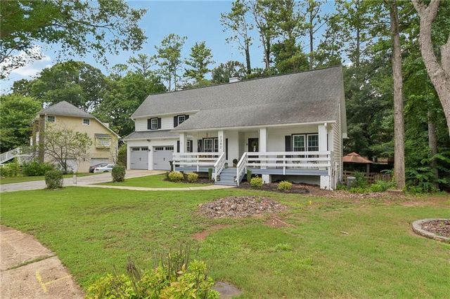 2382 Battle Forest Drive SW, Marietta, GA 30064