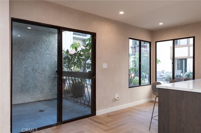 515 N Jackson Street 102, Glendale, CA 91206