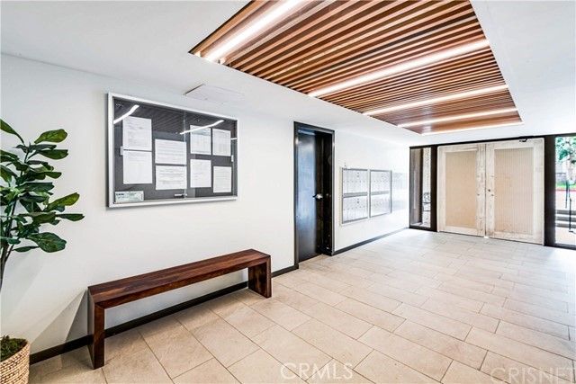 515 N Jackson Street 102, Glendale, CA 91206