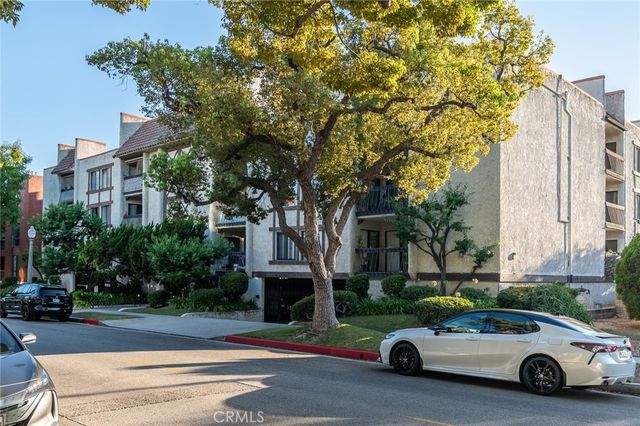515 N Jackson Street 102, Glendale, CA 91206